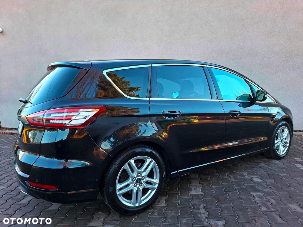 Ford S-Max - 8