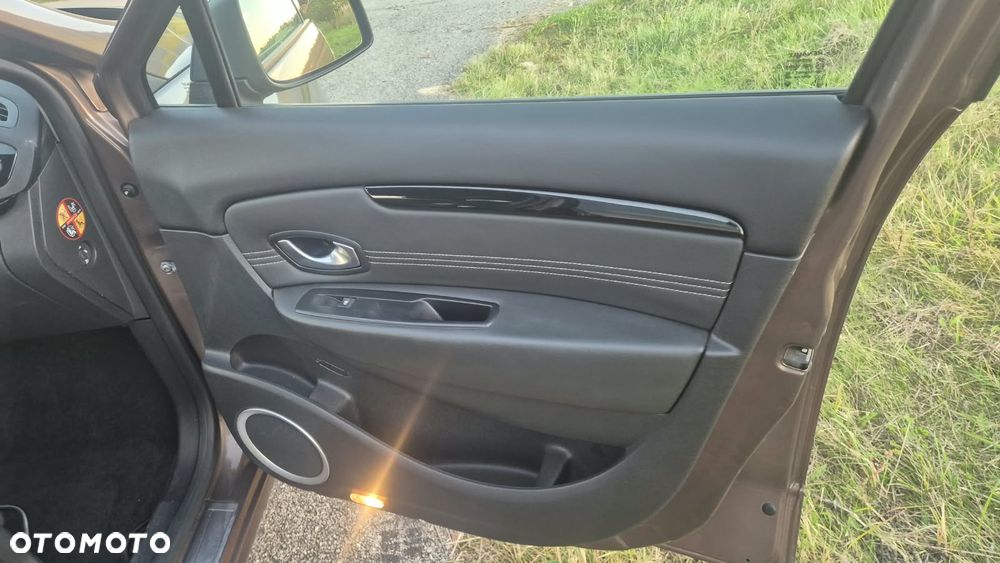 Renault Scenic - 18
