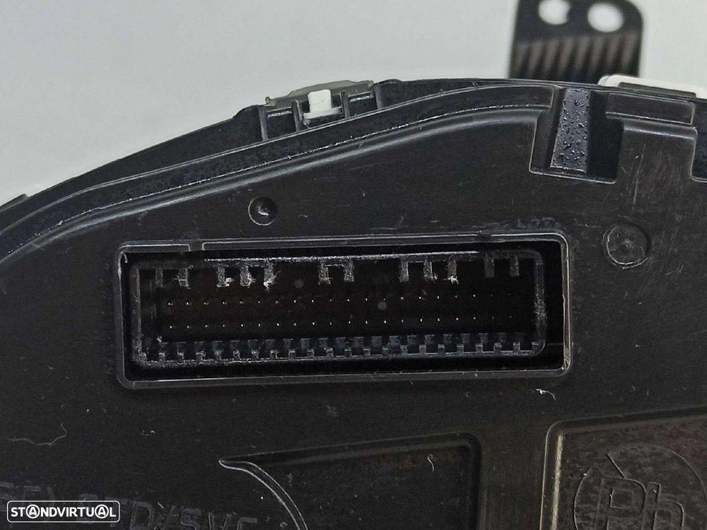 QUADRANTE KIA STONIC (YBCUV) DRIVE - 8