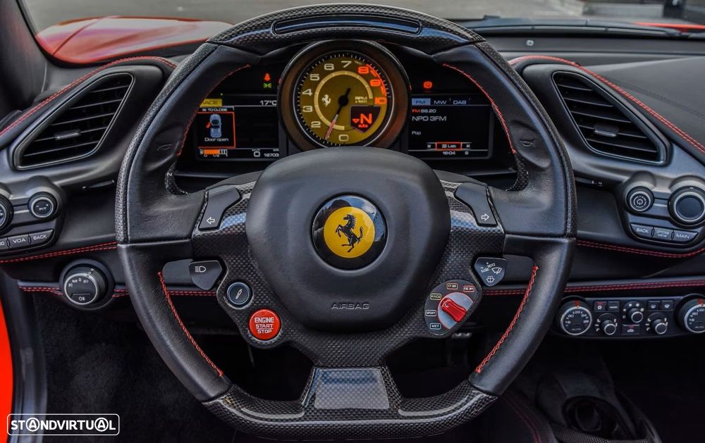 Ferrari 488 Spider - 12