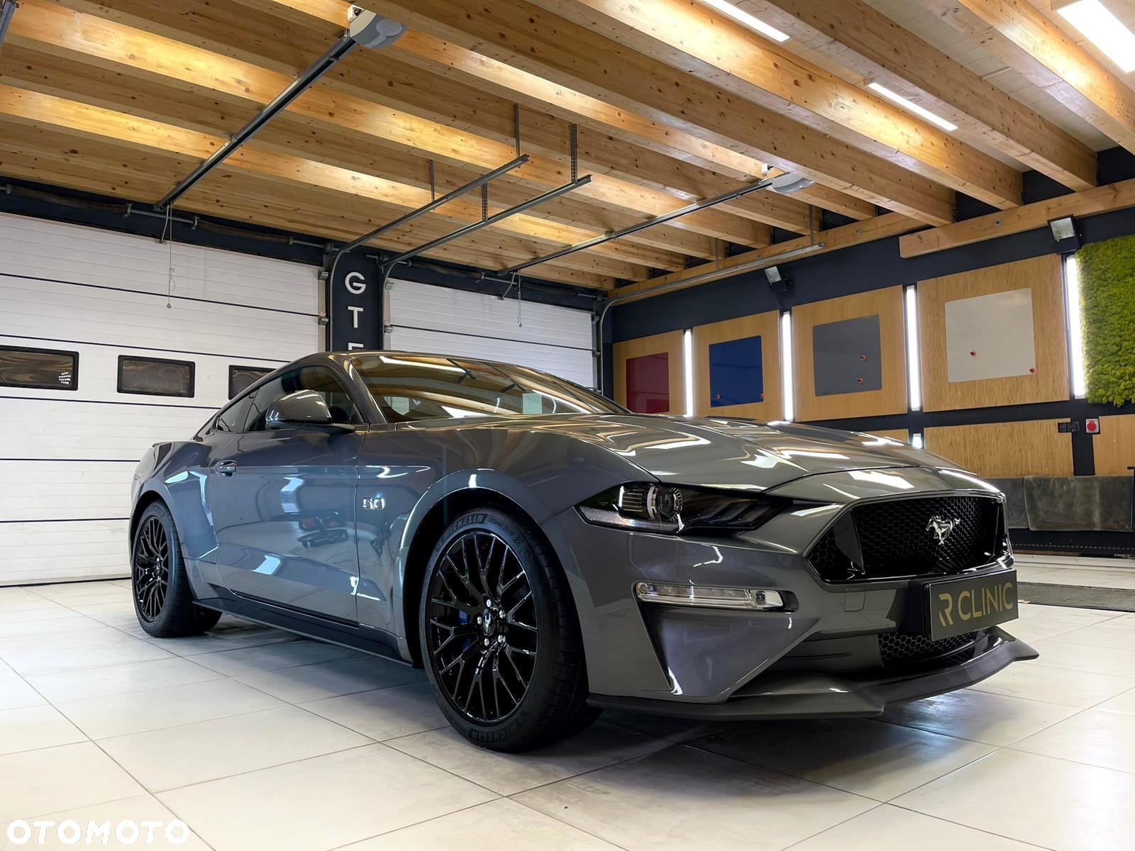 Ford Mustang 5.0 V8 GT - 3