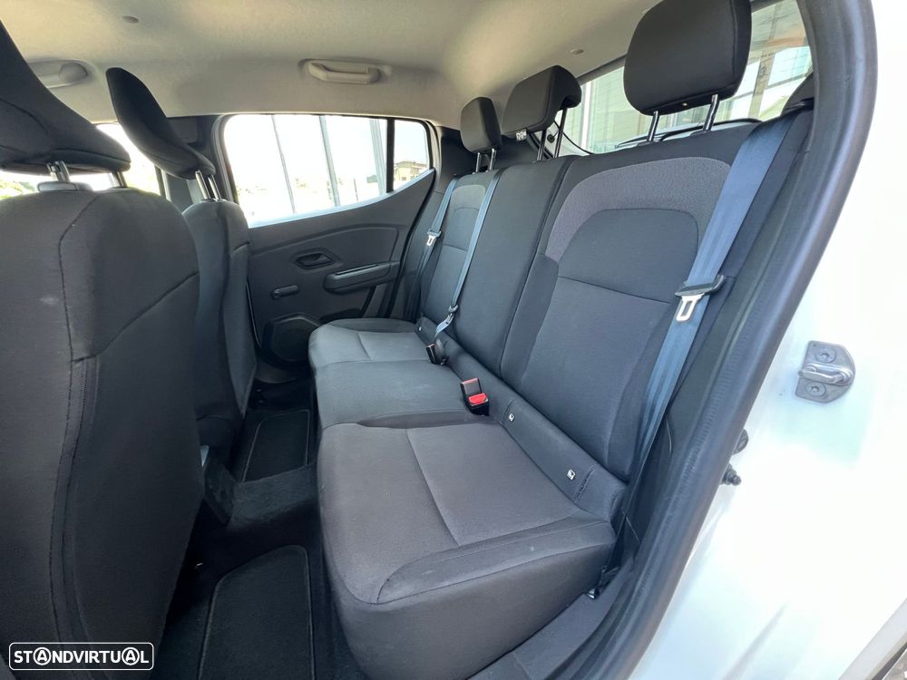 Dacia Sandero - 7