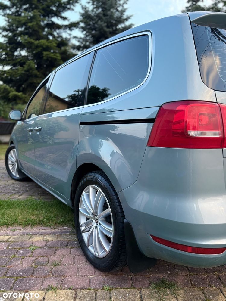 Volkswagen Sharan 2.0 TDI Highline - 16