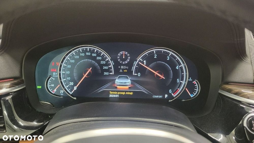 BMW Seria 5 - 16
