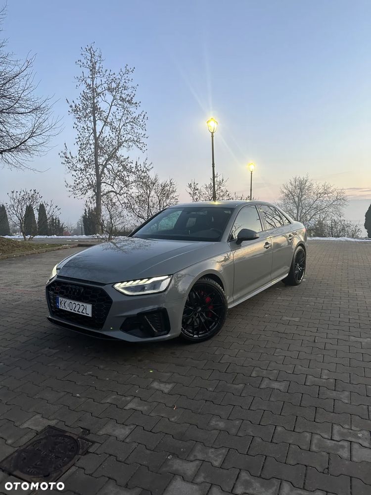 Audi S4 Limousine - 1