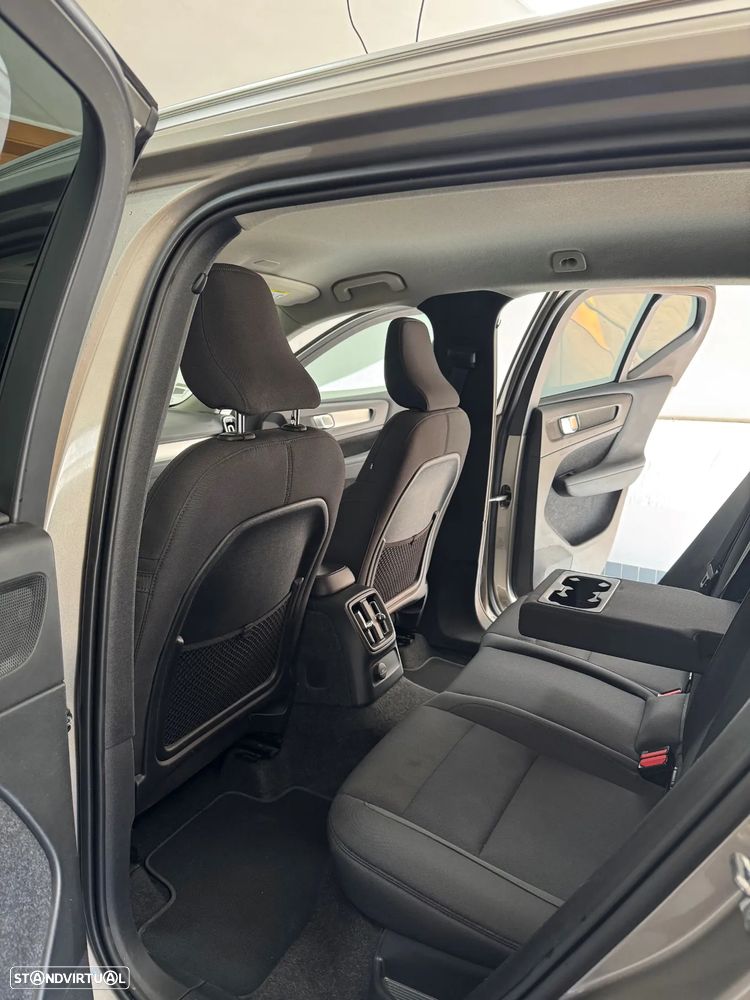 Volvo XC 40 1.5 T5 PHEV R-Design - 3