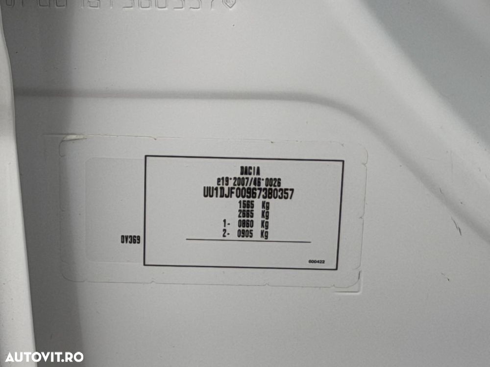 Dacia Logan TCe 90 MT5 Expression - 31