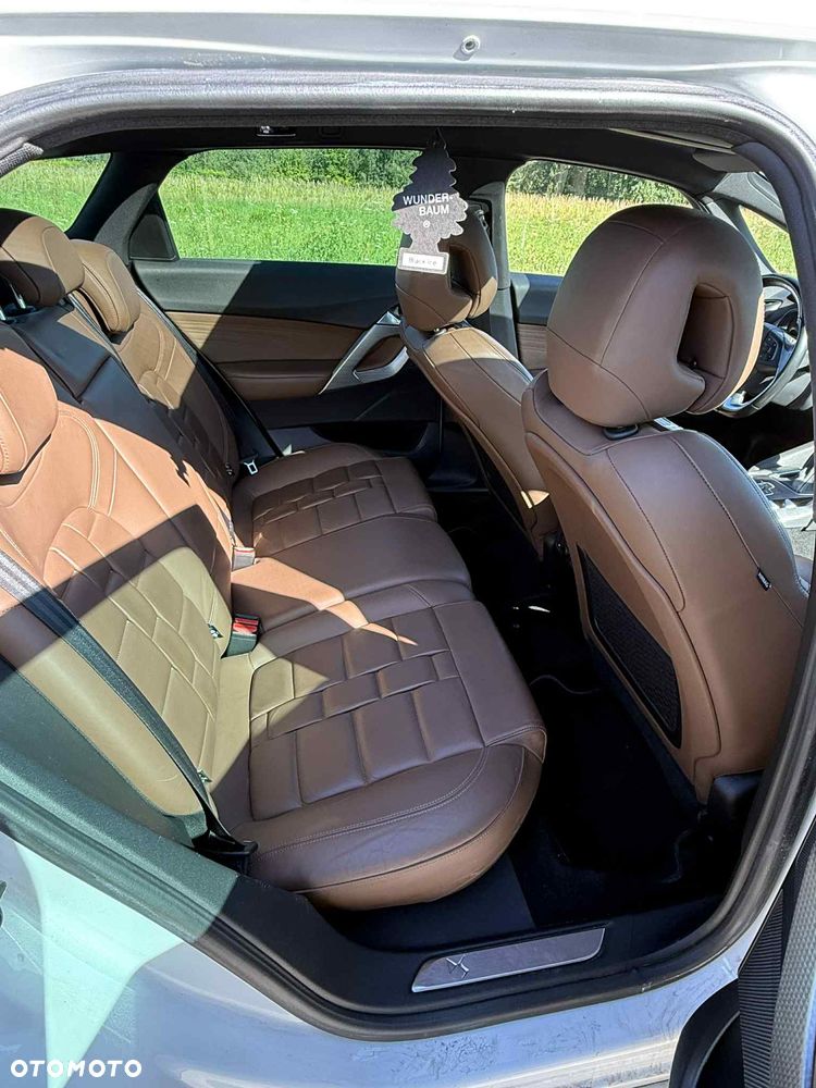 Citroën DS5 HDi 165 SportChic - 8