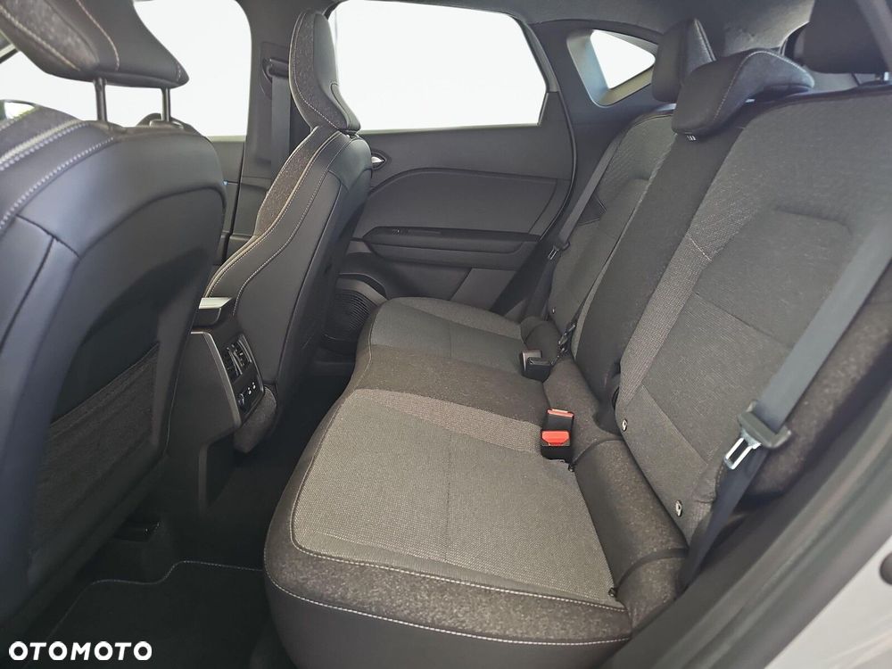 Renault Captur - 24