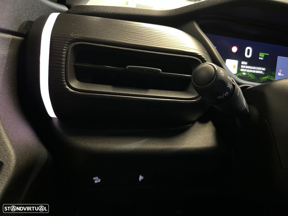 Jeep Avenger 1.2 GSE T3 Altitude - 41