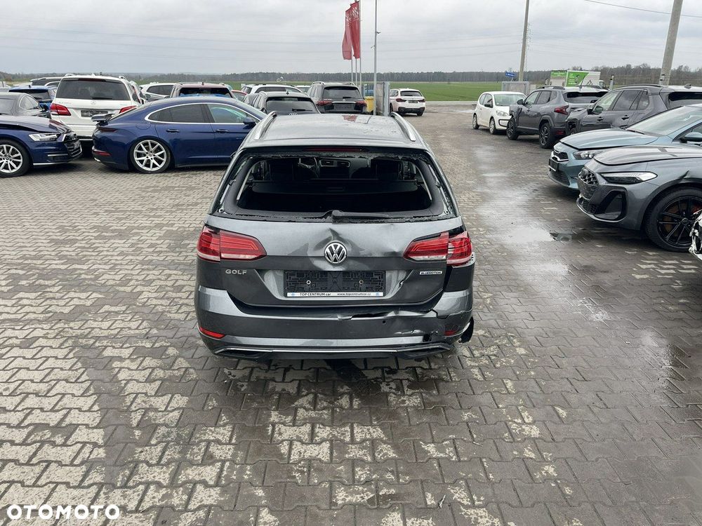 Volkswagen Golf 1.5 TSI BMT Comfortline - 3