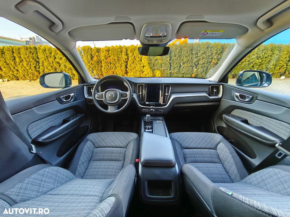 Volvo XC 60 B4 MHEV Momentum Pro - 7