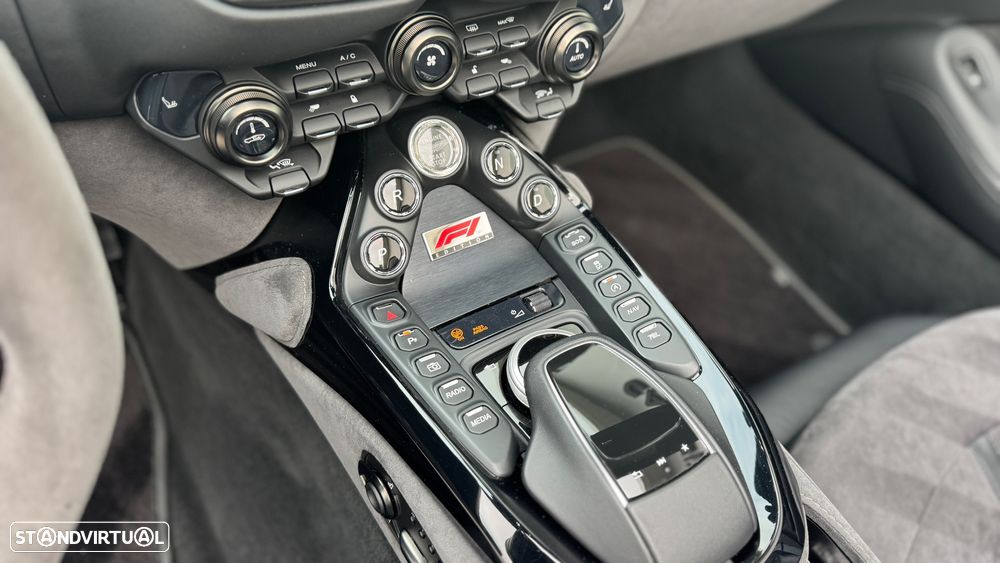 Aston Martin Vantage Roadster V8 F1 Edition - 50