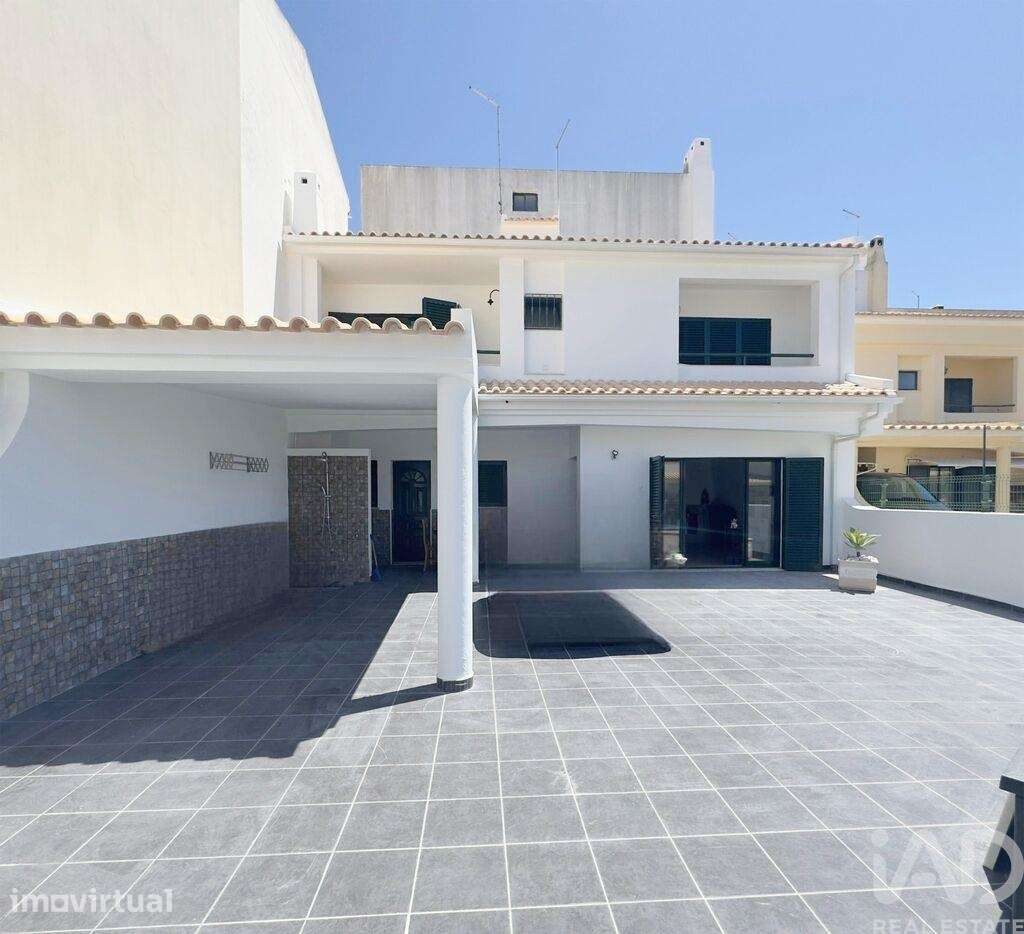 Casa / Villa T2 em Albufeira e Olhos de Água - Grande imagem: 2/32