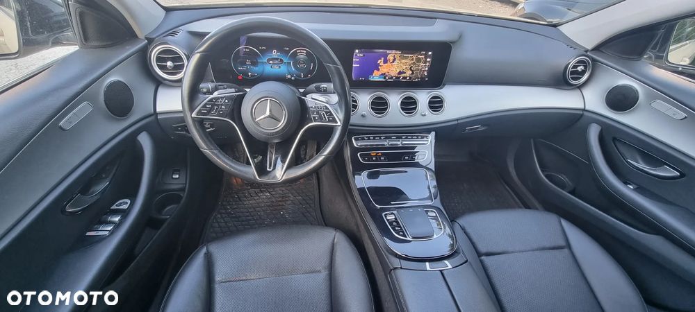 Mercedes-Benz Klasa E 200 d - 6