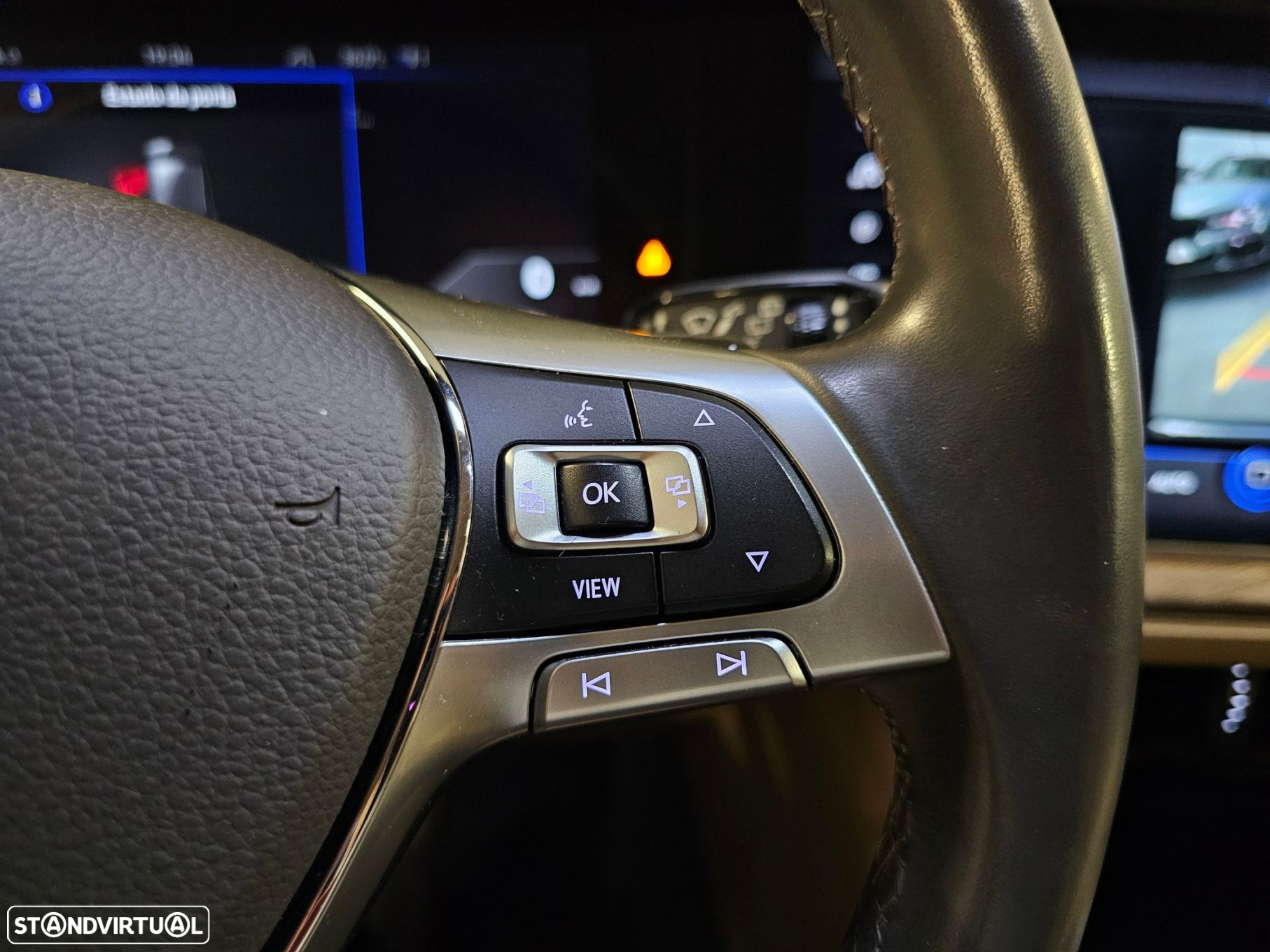 VW Touareg 3.0 TDI V6 Elegance Plus - 31