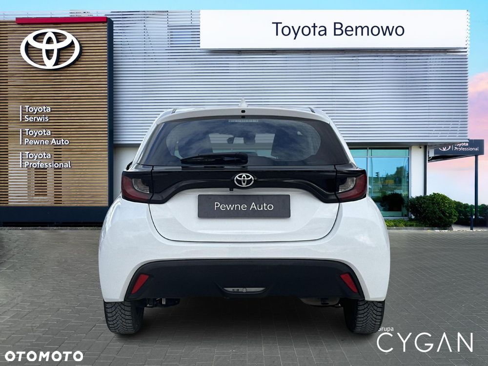 Toyota Yaris - 5