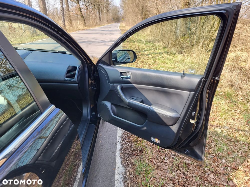 Honda Accord 2.0 Executive - 20