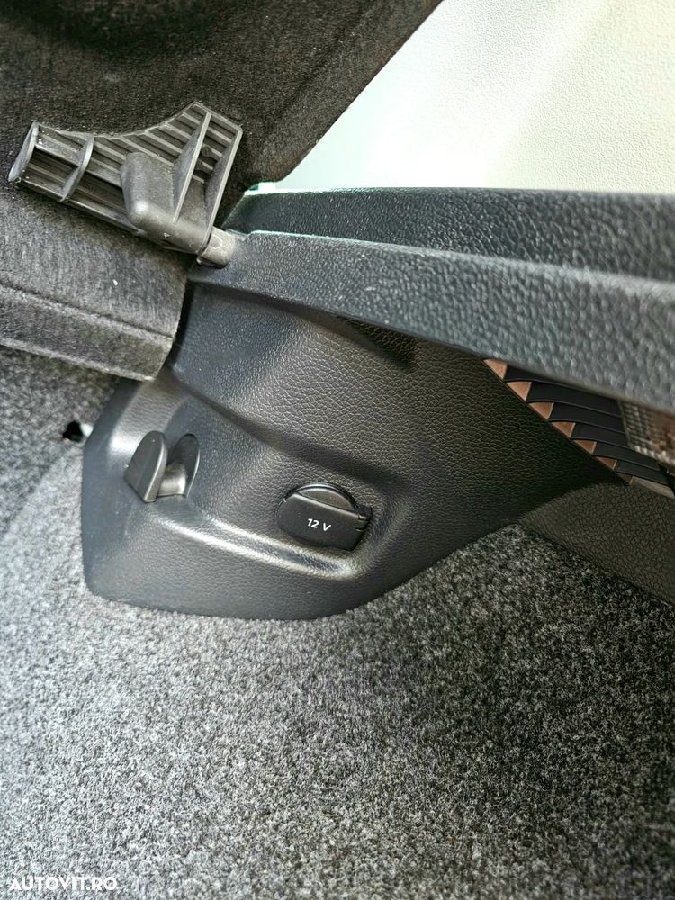 Volkswagen Golf 1.4 TSI Team - 16