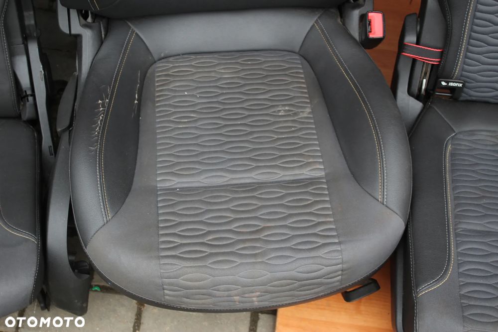 KOMPLET PRZEKŁADKA FOTELE BOCZKI PLASTIKI WYKŁADZINA PASY OPEL ZAFIRA C 7 OSÓB PÓŁSKÓRA - 19