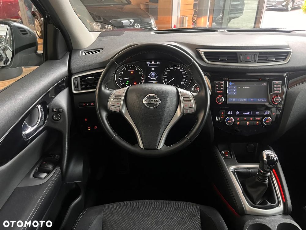 Nissan Qashqai 1.2 DIG-T N-Connecta EU6 - 14