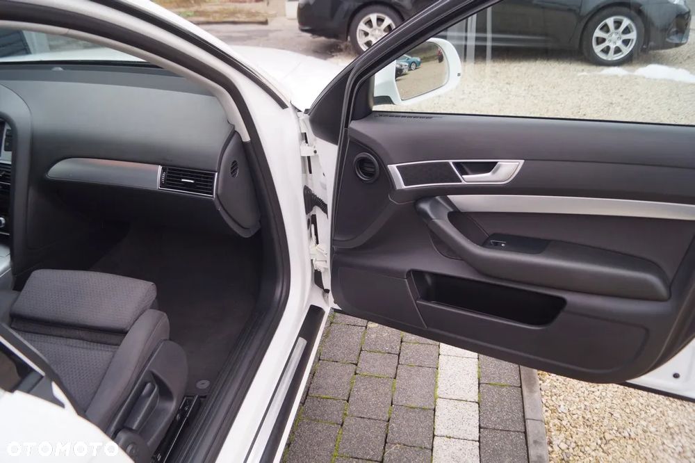 Audi A6 Avant 2.0 TDI DPF multitronic - 24