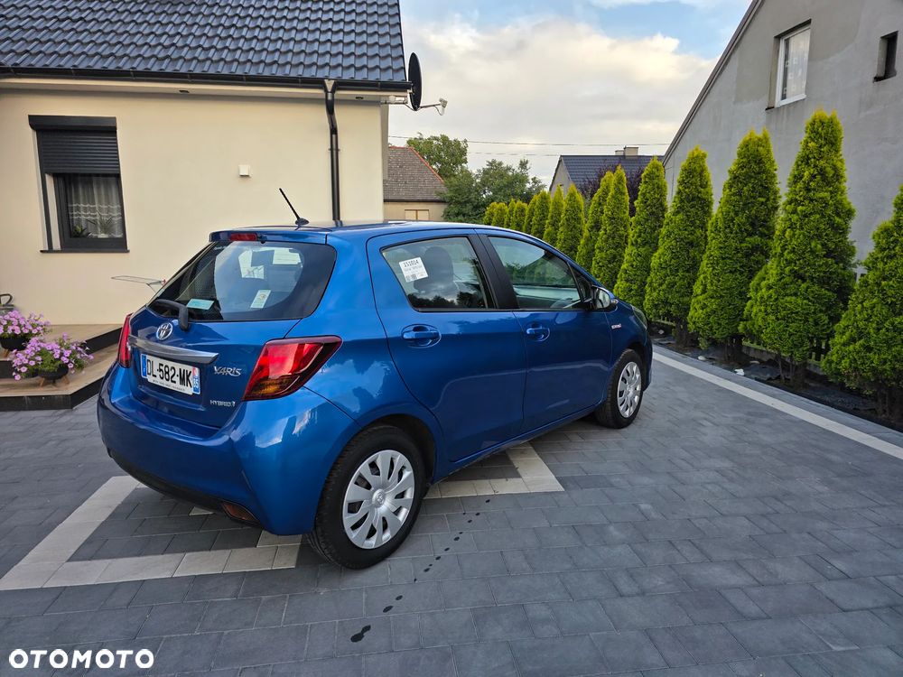 Toyota Yaris - 11