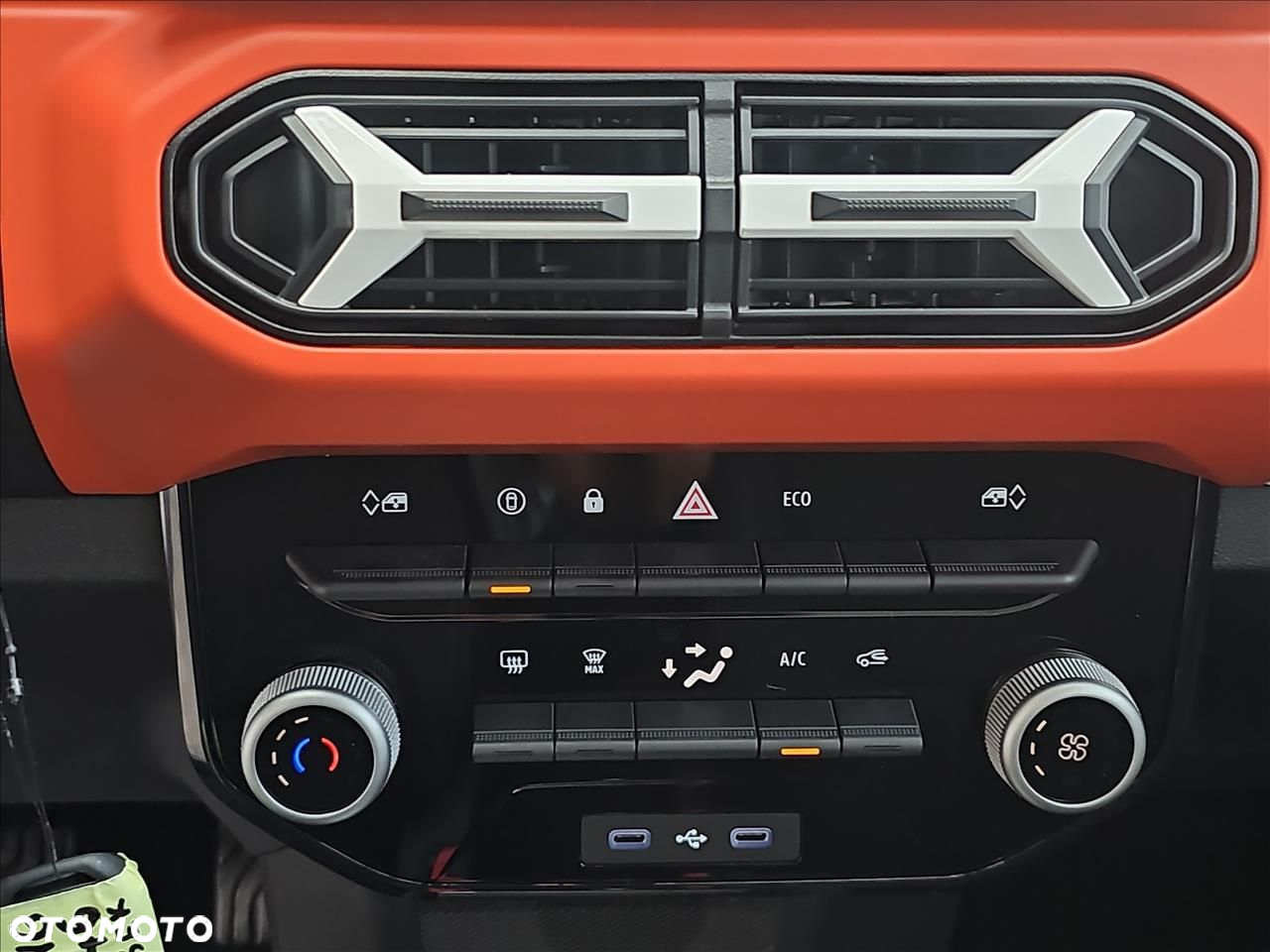 Dacia Spring Electric 26.8kWh 65 Expression - 17