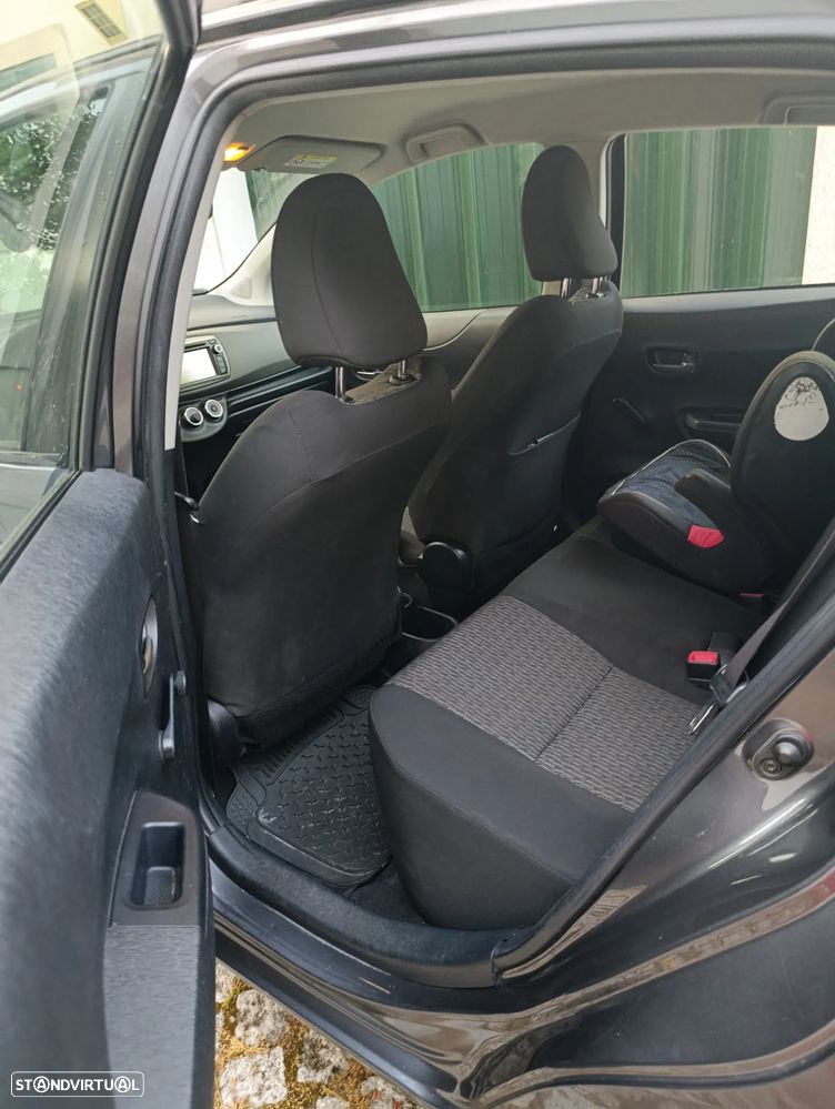 Toyota Yaris 1.4 D-4D ACtive+AC 99g - 9