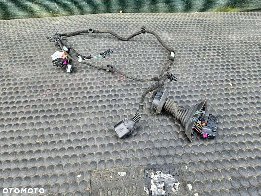 Instalacja 8E1971029F Wiazka Drzwi Kostki Przednia Przod Prawa Europa AUDI A4 B6 - 16