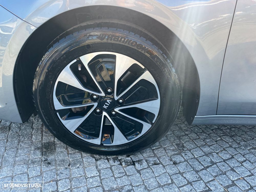 Kia Ceed SW 1.6 GDi PHEV Tech 6DCT - 14