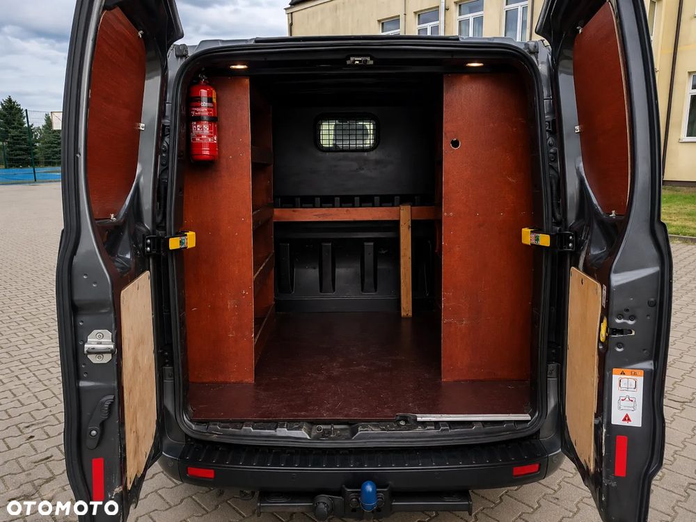 Ford Transit Custom - 10