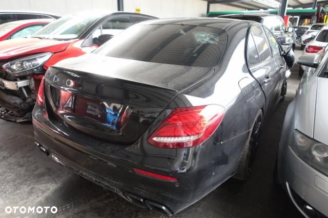 Mercedes-Benz Klasa E 43 AMG 4Matic 9G-TRONIC