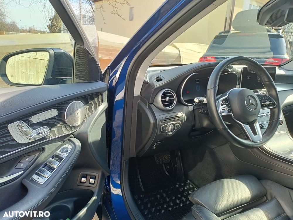 Mercedes-Benz GLC 300 e 4Matic 9G-TRONIC - 17