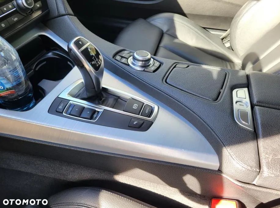 BMW Seria 6 640i - 7