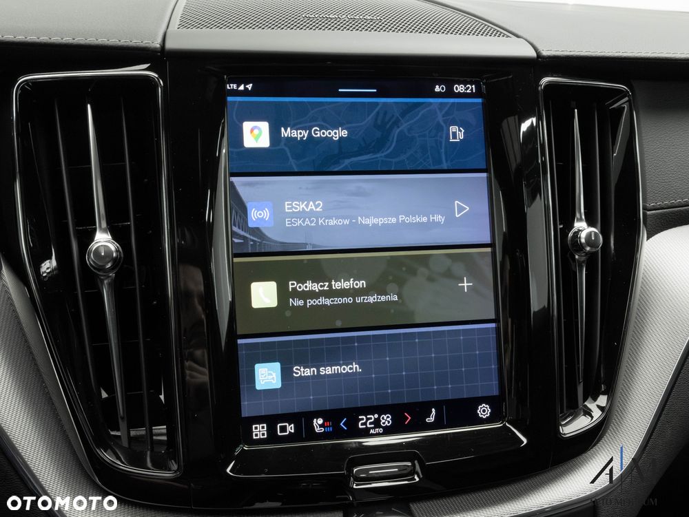 Volvo XC 60 B4 D AWD Plus Dark - 28