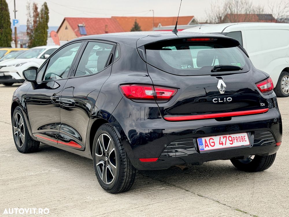 Renault Clio - 22
