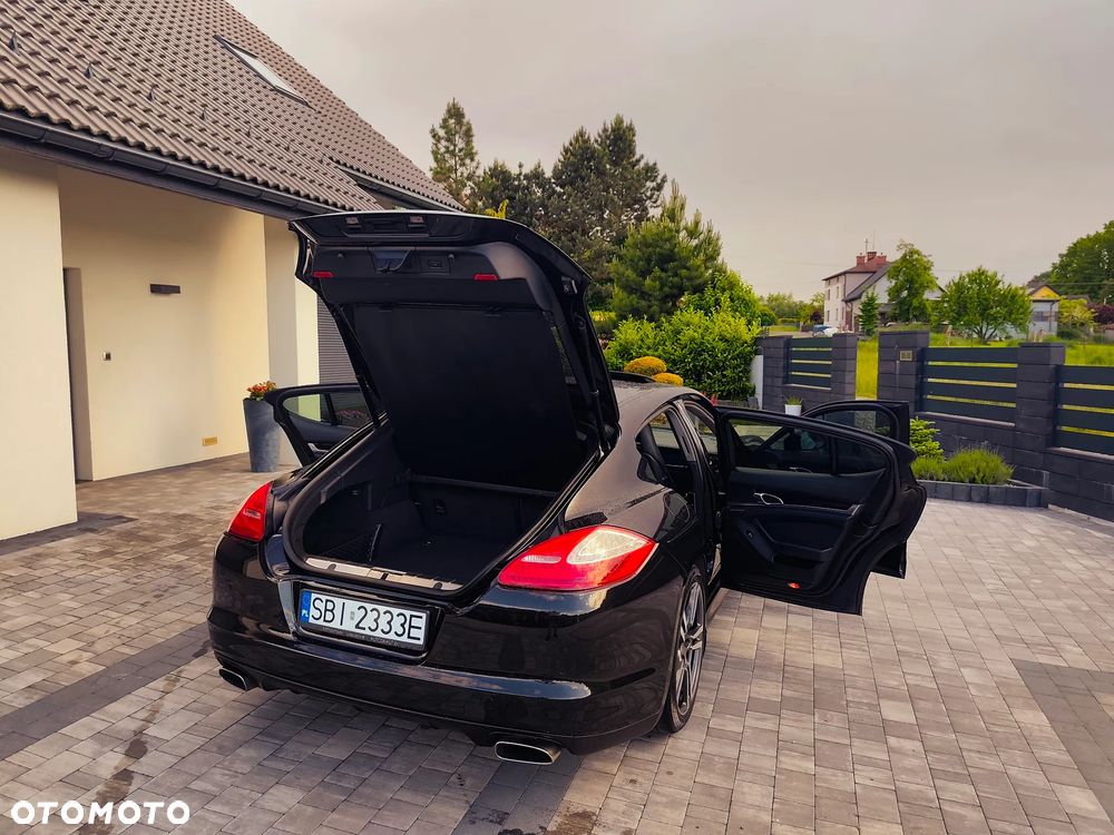 Porsche Panamera 4 PDK - 36