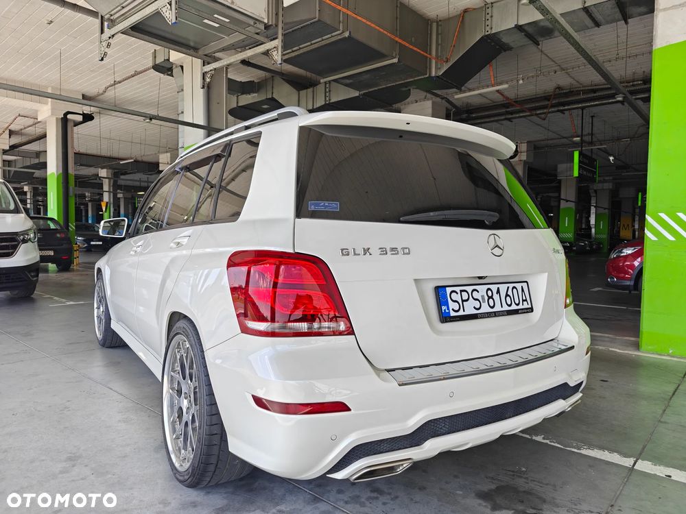 Mercedes-Benz GLK 350 4-Matic - 12