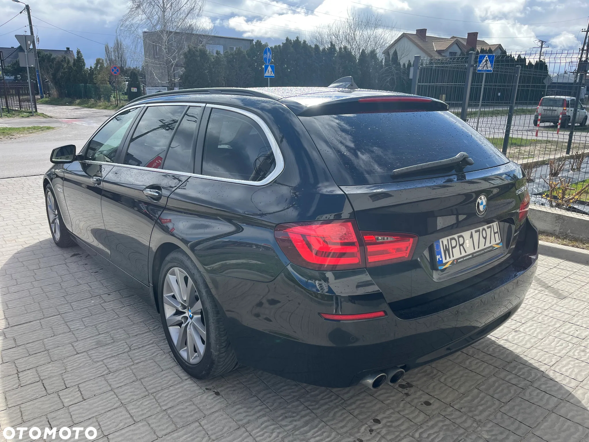 BMW Seria 5 520d Touring - 4