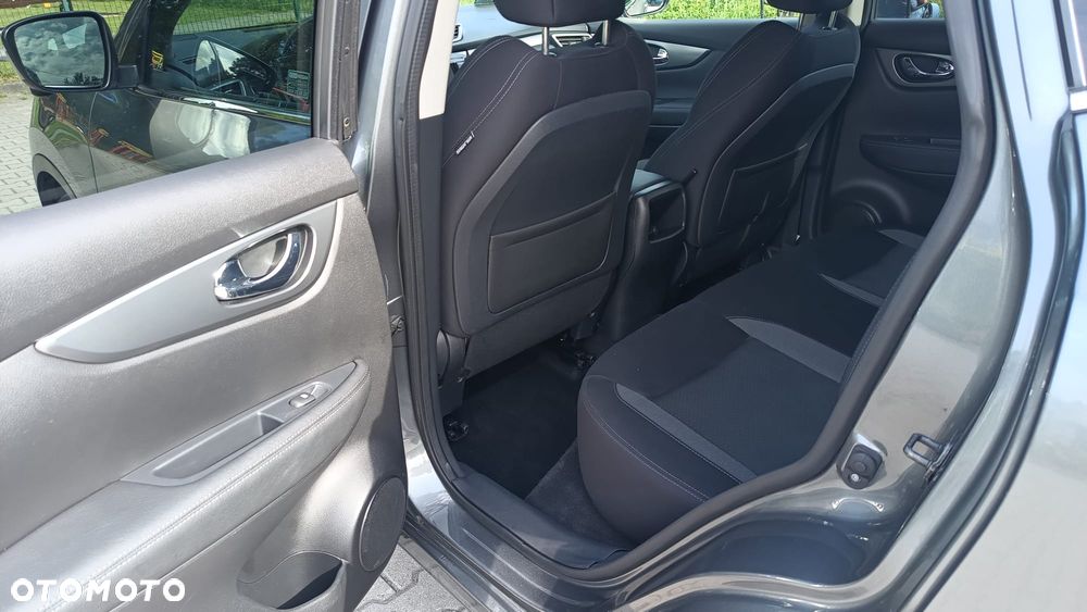 Nissan Qashqai 1.3 DIG-T N-Connecta - 10