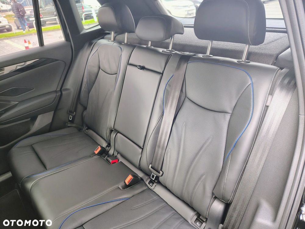 Volkswagen Tiguan - 23