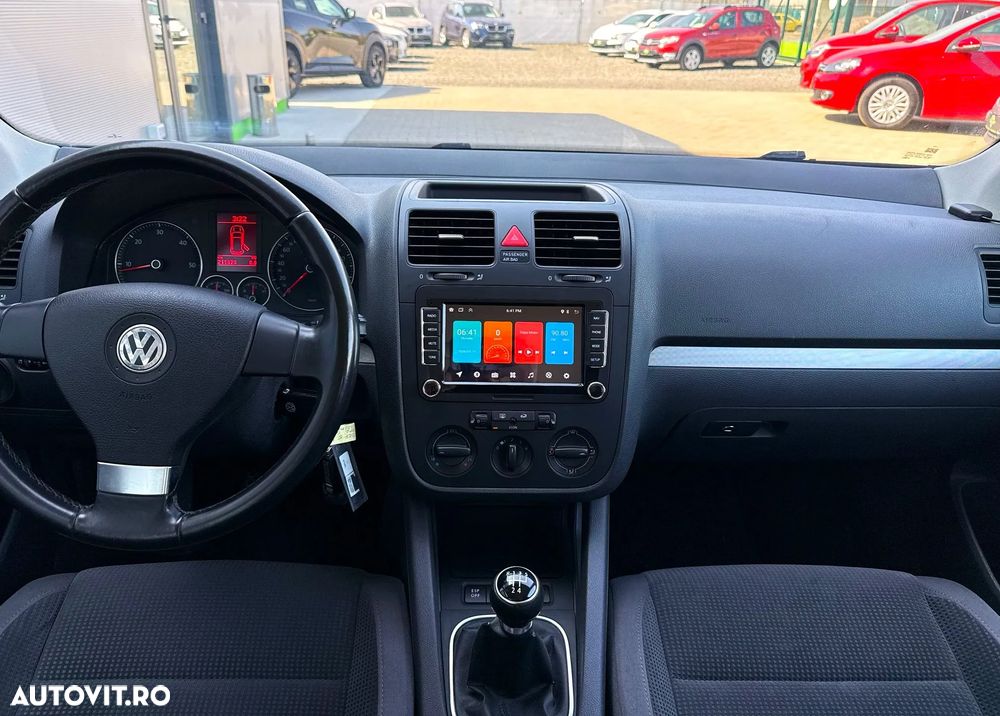 Volkswagen Golf 1.9 TDI DPF United BlueMotion - 16