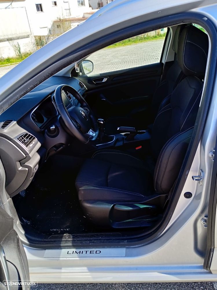 Renault Mégane Sport Tourer 1.5 Blue dCi Limited - 9