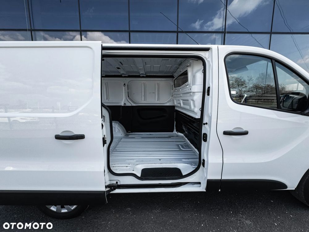 Renault Trafic - 28
