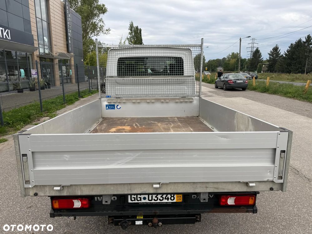 Iveco Daily 35S180, 3.0 180KM, Doka 7os., Niski przebieg, Zadbane - 5