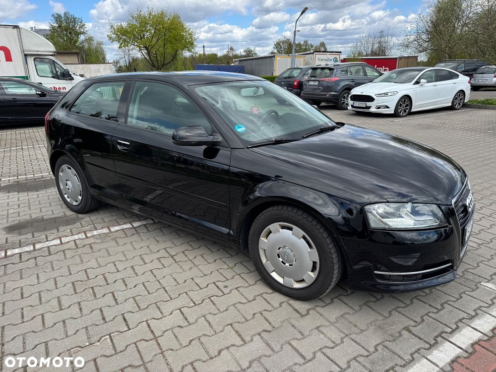 Audi A3 3-drzwiowe 2.0 TDI Attraction - 7