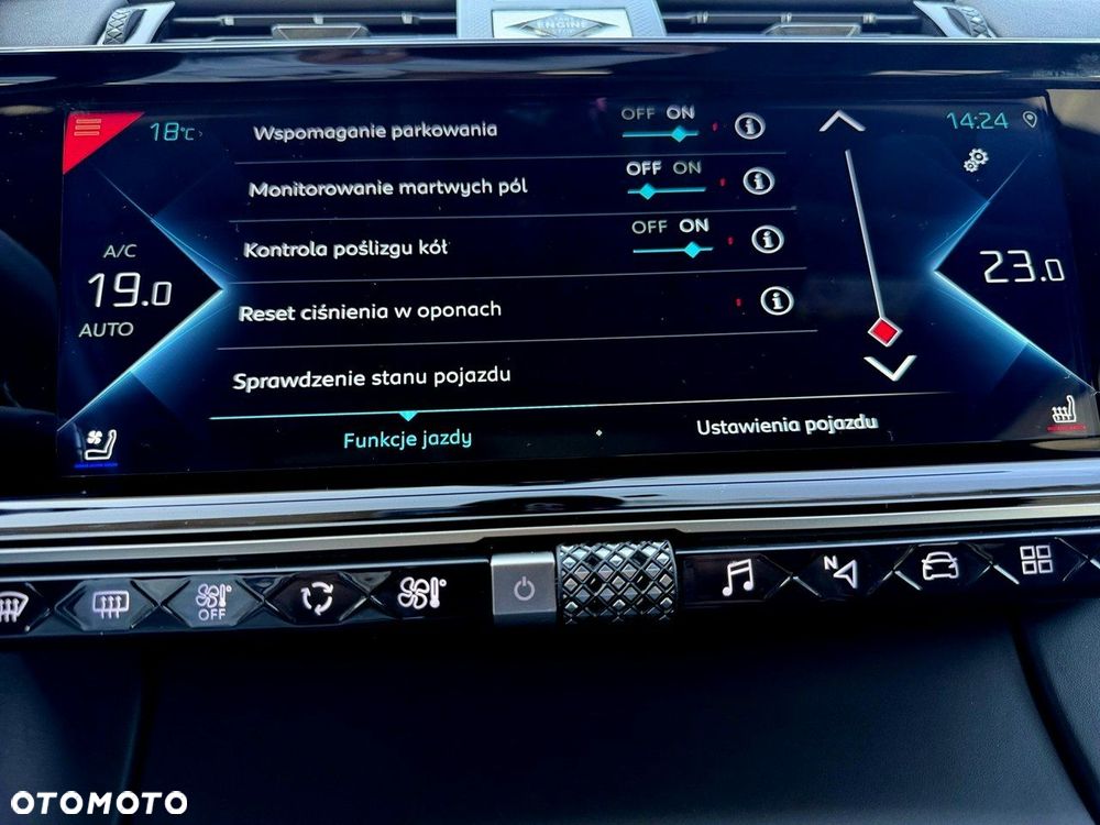 DS Automobiles DS 7 Crossback - 32