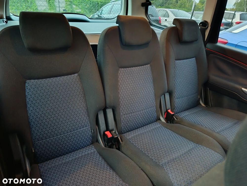 Ford Galaxy 1.8 TDCi Ambiente - 13