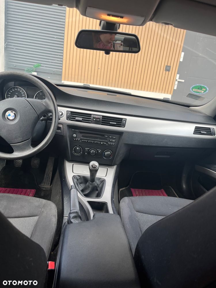 BMW Seria 3 - 10